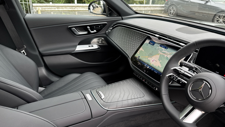 Mercedes-Benz E-Class E300de AMG Line Premium 4dr 9G-Tronic [Pan Roof] Saloon